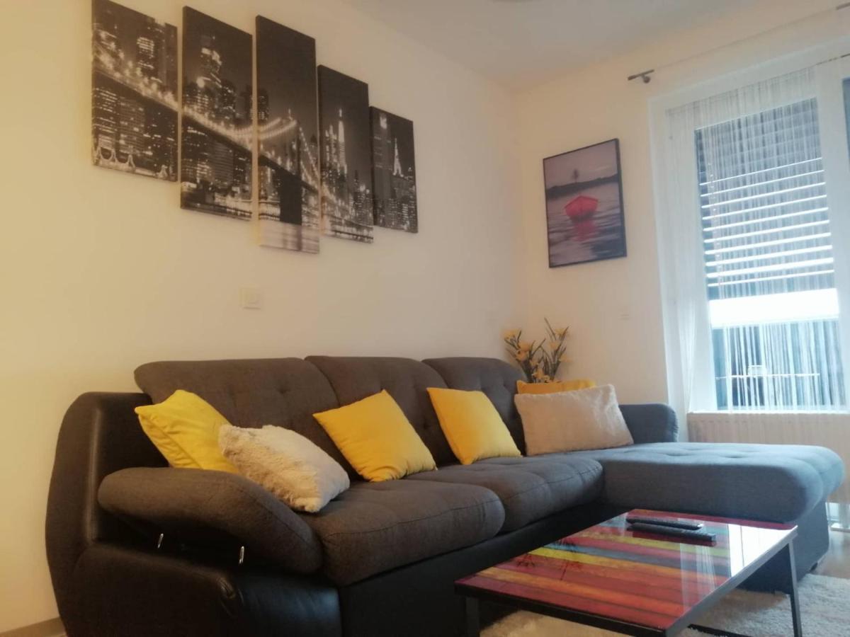 Apartman Natali*** Leilighet Varaždin Eksteriør bilde